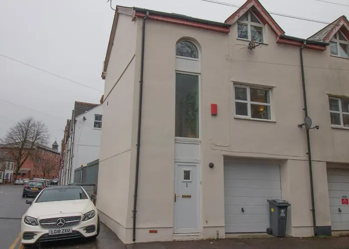 Sealock Mews By Property Promise